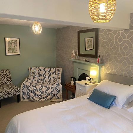 פאטלי ברידג' Talbot House Bed & Breakfast And Tearoom מראה חיצוני תמונה